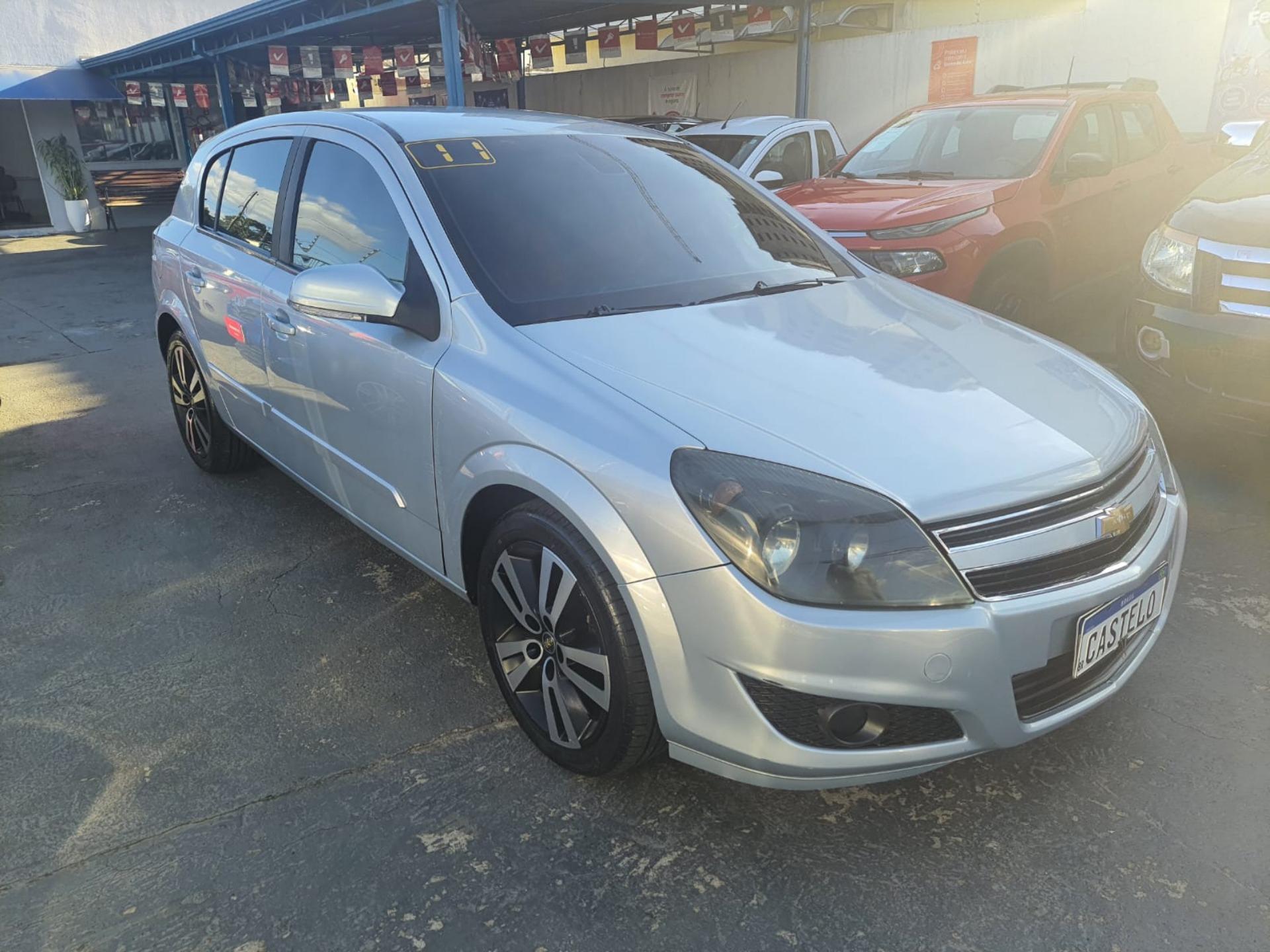 CHEVROLET Vectra Hatch - Foto
