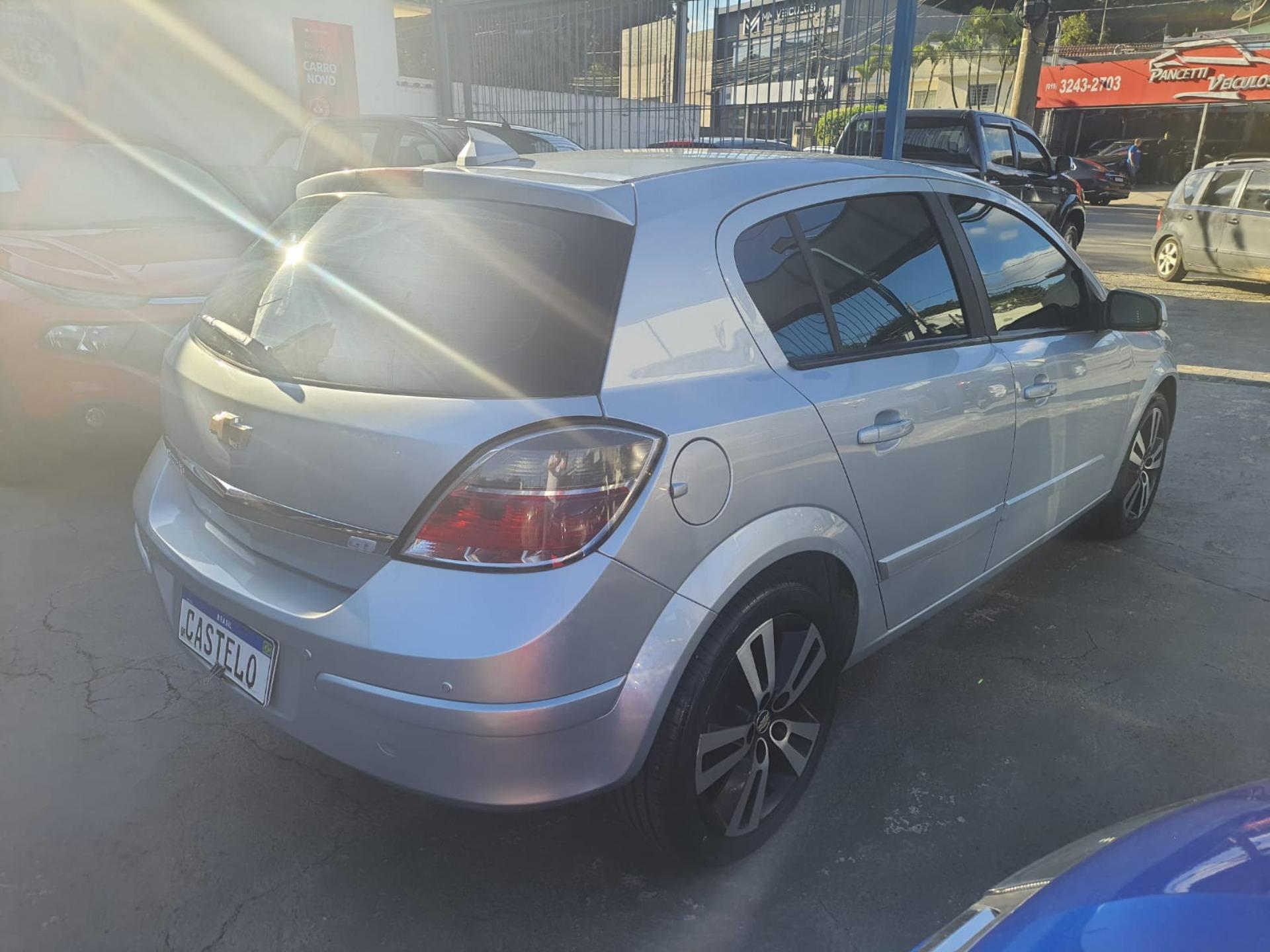 CHEVROLET Vectra Hatch - Foto