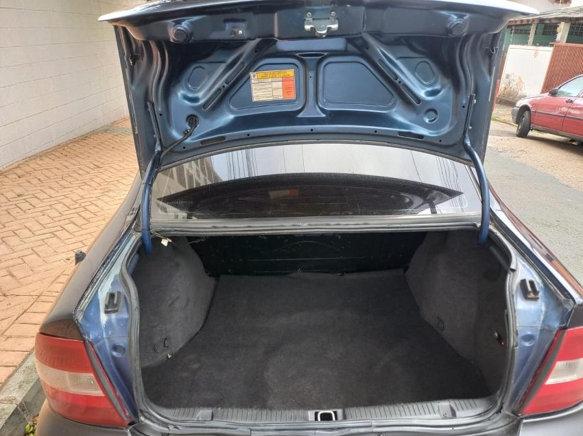 CHEVROLET Vectra Sedan - Foto