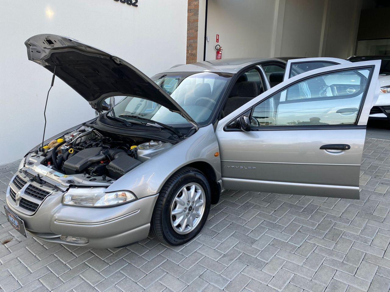 CHRYSLER Stratus - Foto
