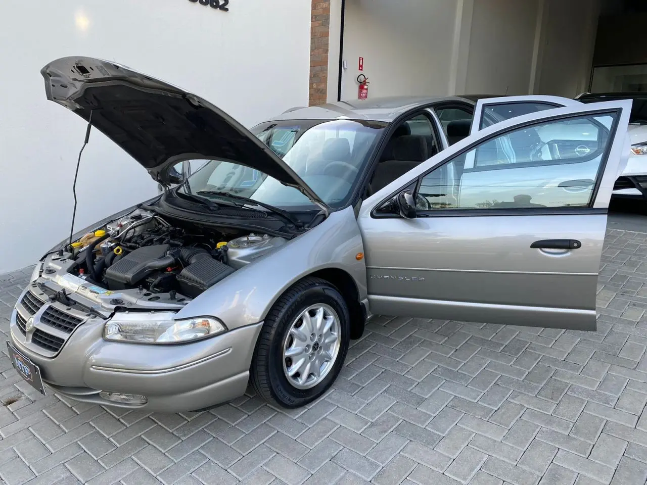 CHRYSLER Stratus - Foto