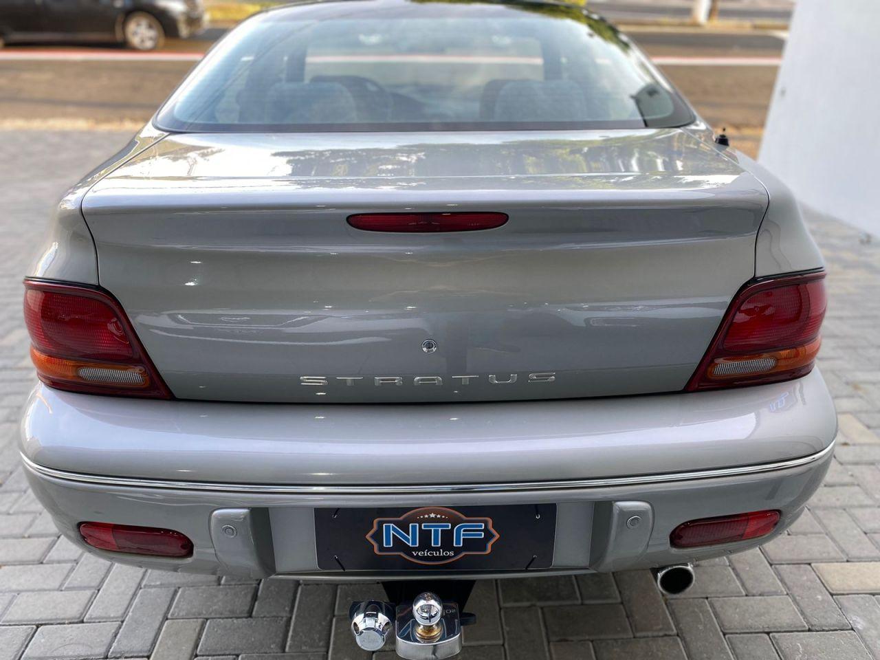 CHRYSLER Stratus - Foto