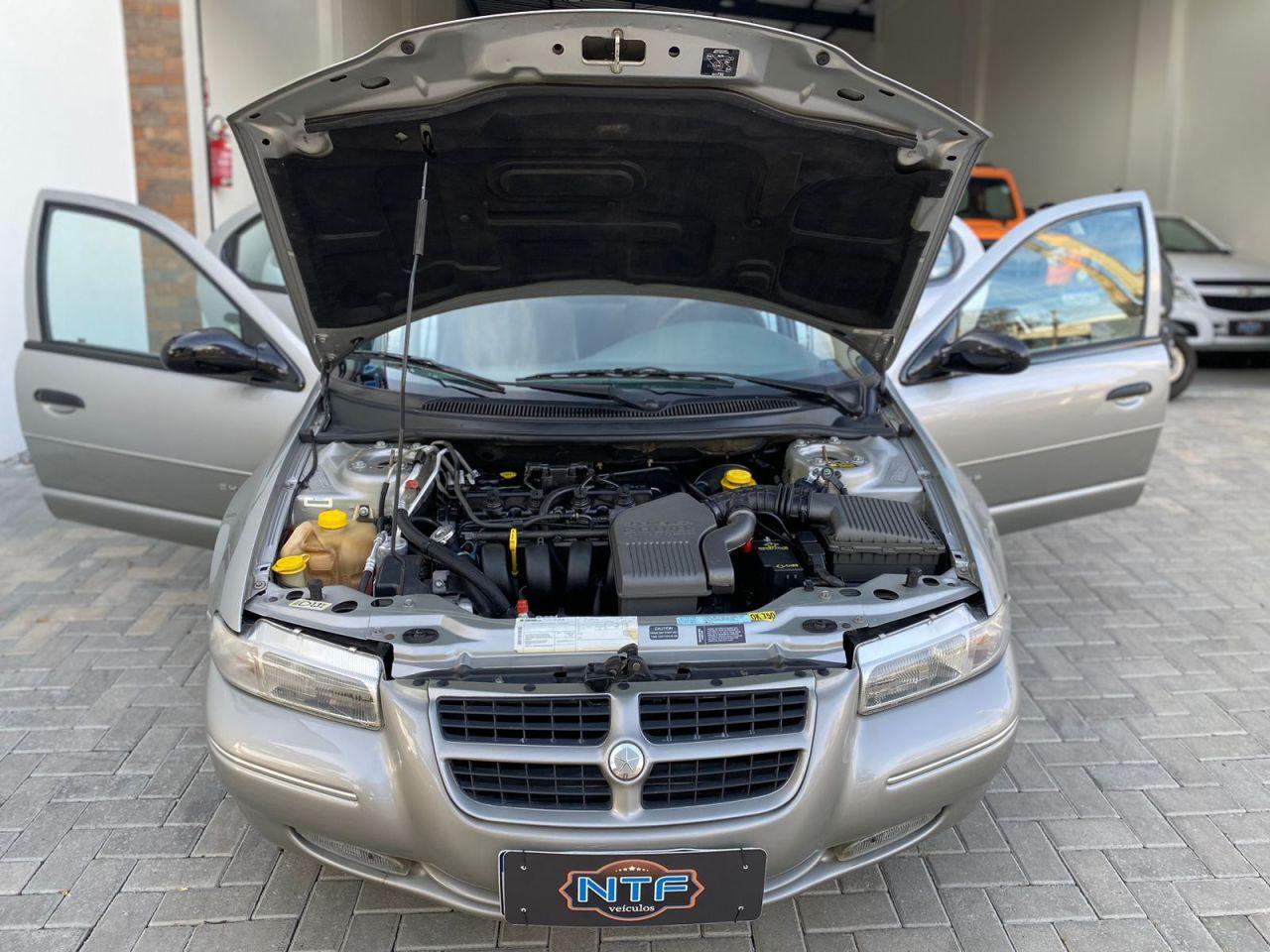 CHRYSLER Stratus - Foto