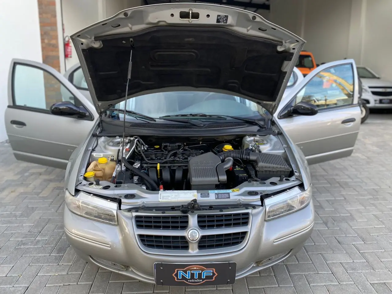 CHRYSLER Stratus - Foto
