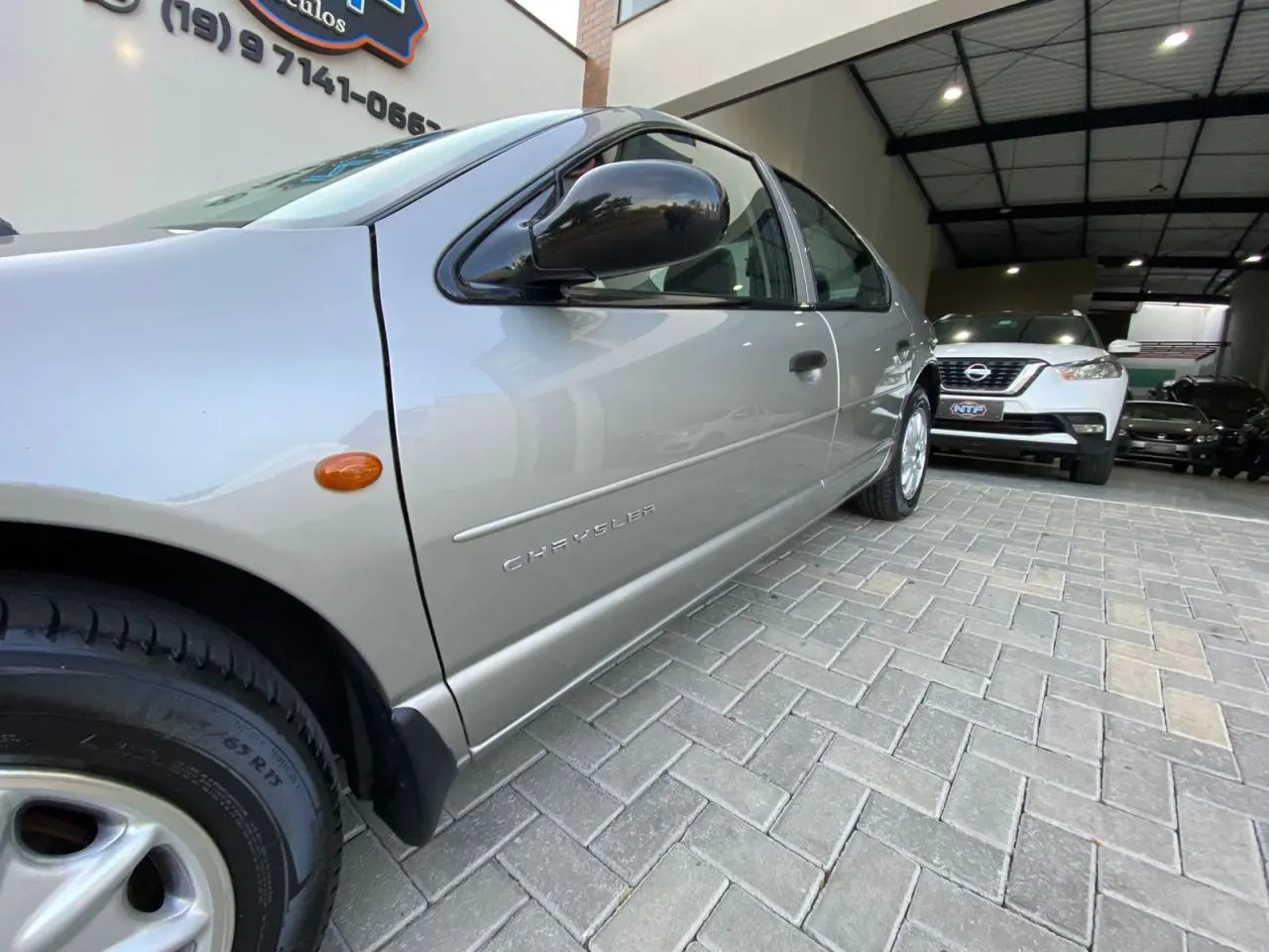 CHRYSLER Stratus - Foto