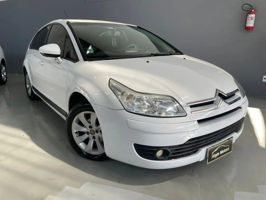 CITROEN C4 Hatch - Foto