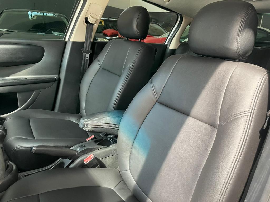 CITROEN C4 Hatch - Foto