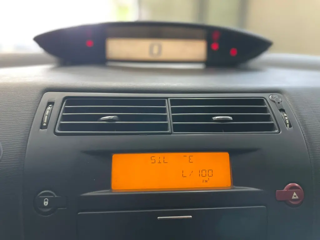 CITROEN C4 Hatch - Foto