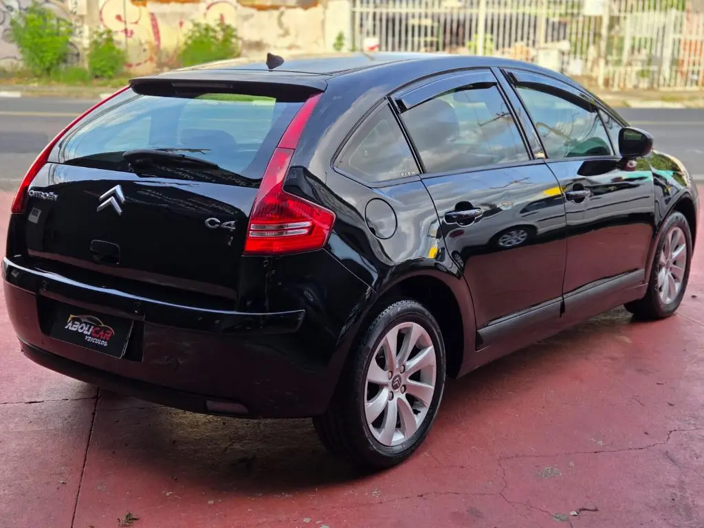 CITROEN C4 Hatch - Foto