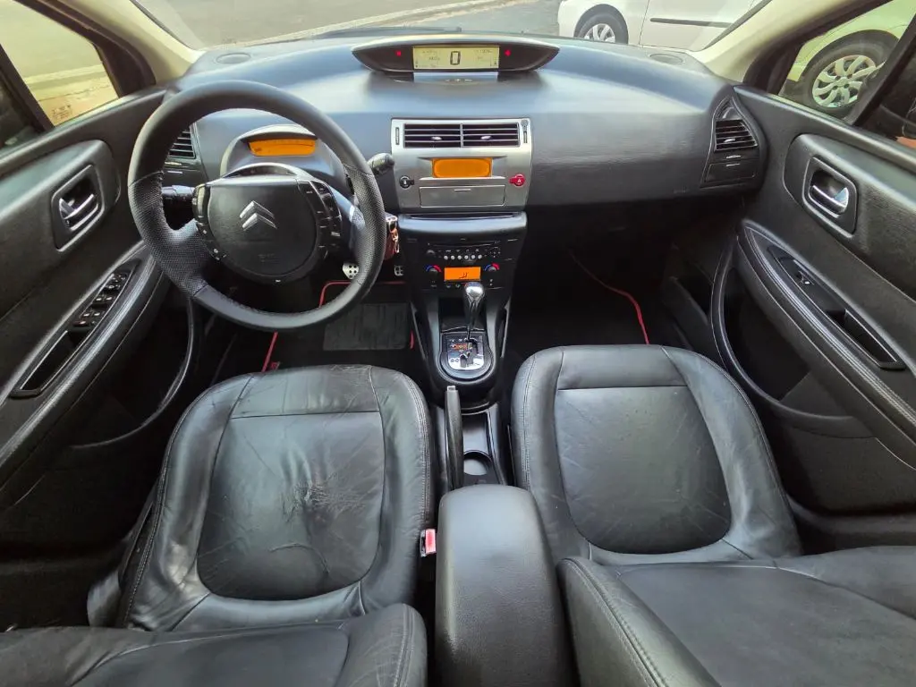 CITROEN C4 Hatch - Foto