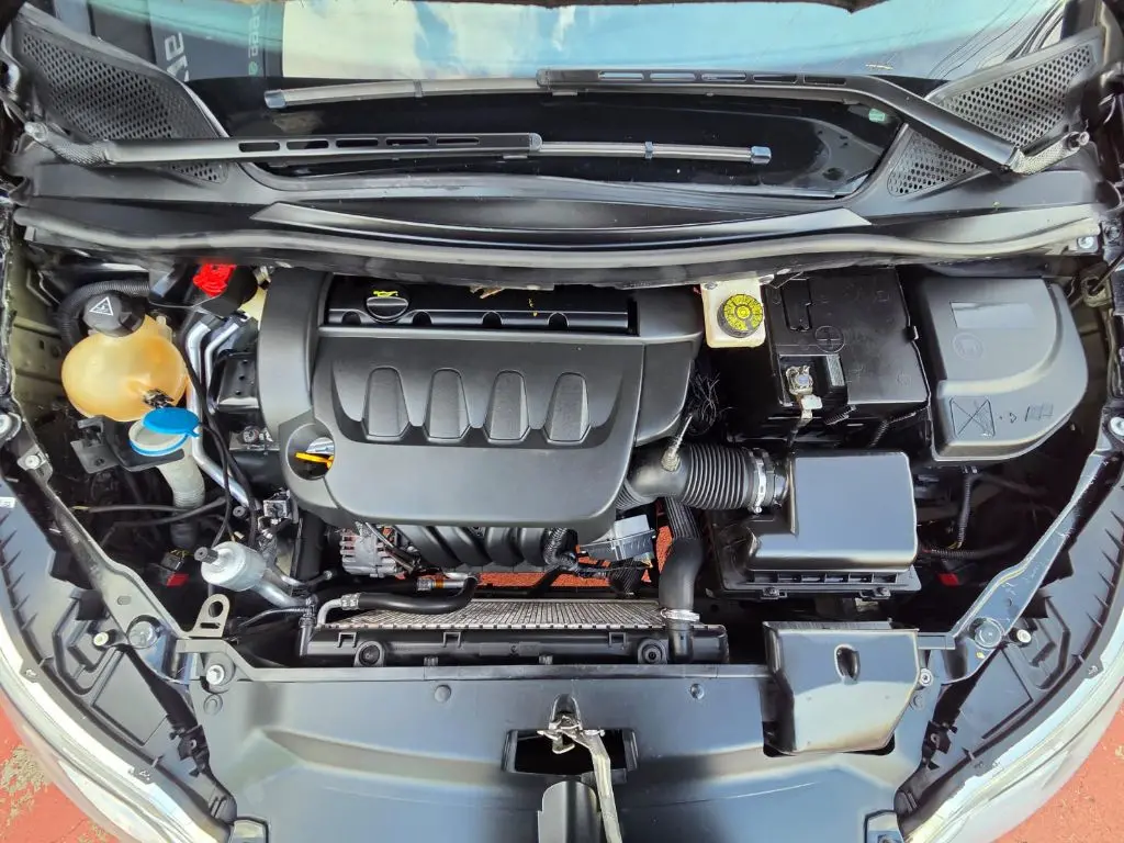 CITROEN C4 Hatch - Foto