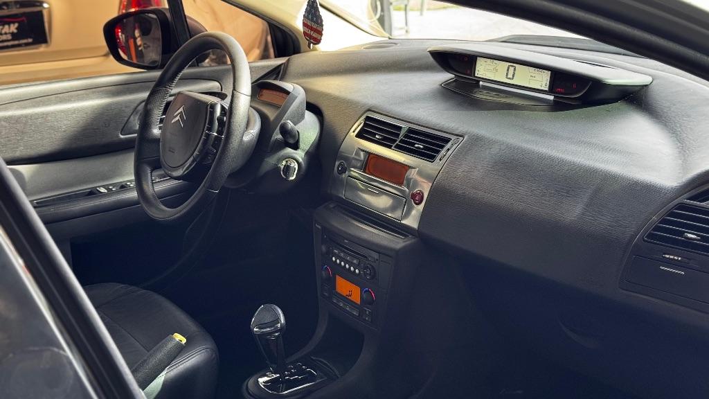 CITROEN C4 Hatch - Foto