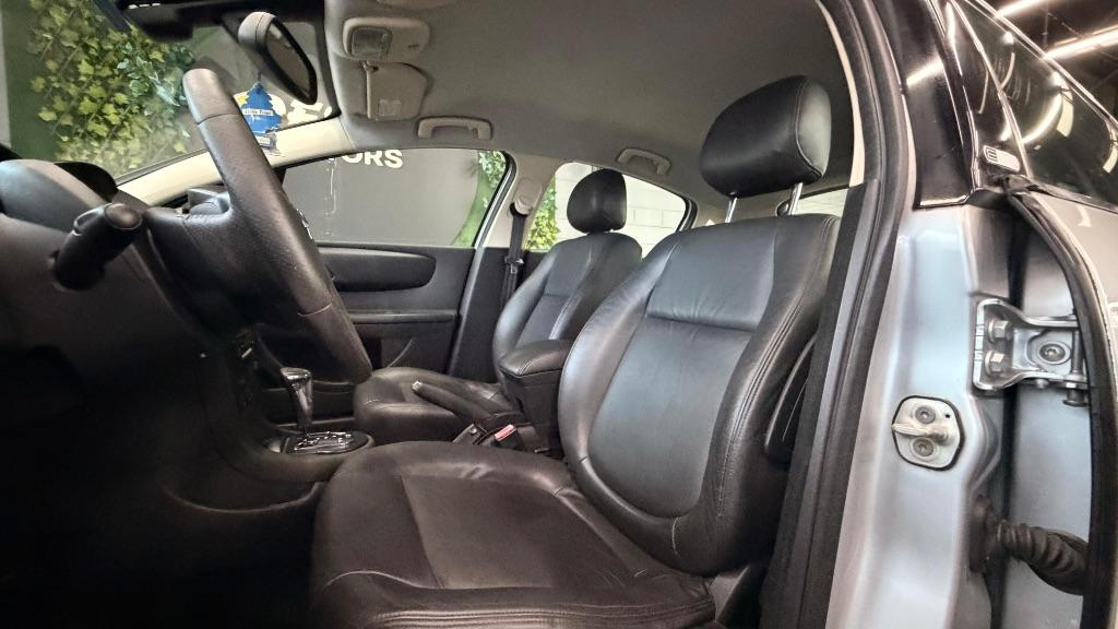 CITROEN C4 Hatch - Foto