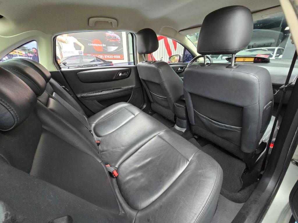 CITROEN C4 Sedan - Foto