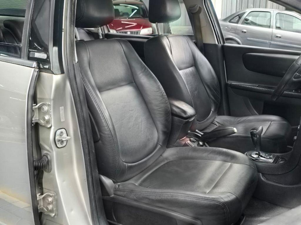 CITROEN C4 Sedan - Foto