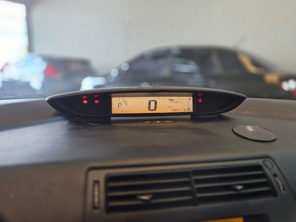 CITROEN C4 Sedan - Foto