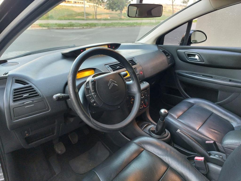 CITROEN C4 Sedan - Foto