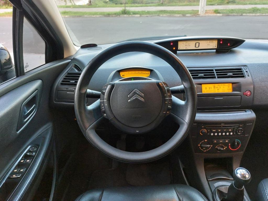 CITROEN C4 Sedan - Foto