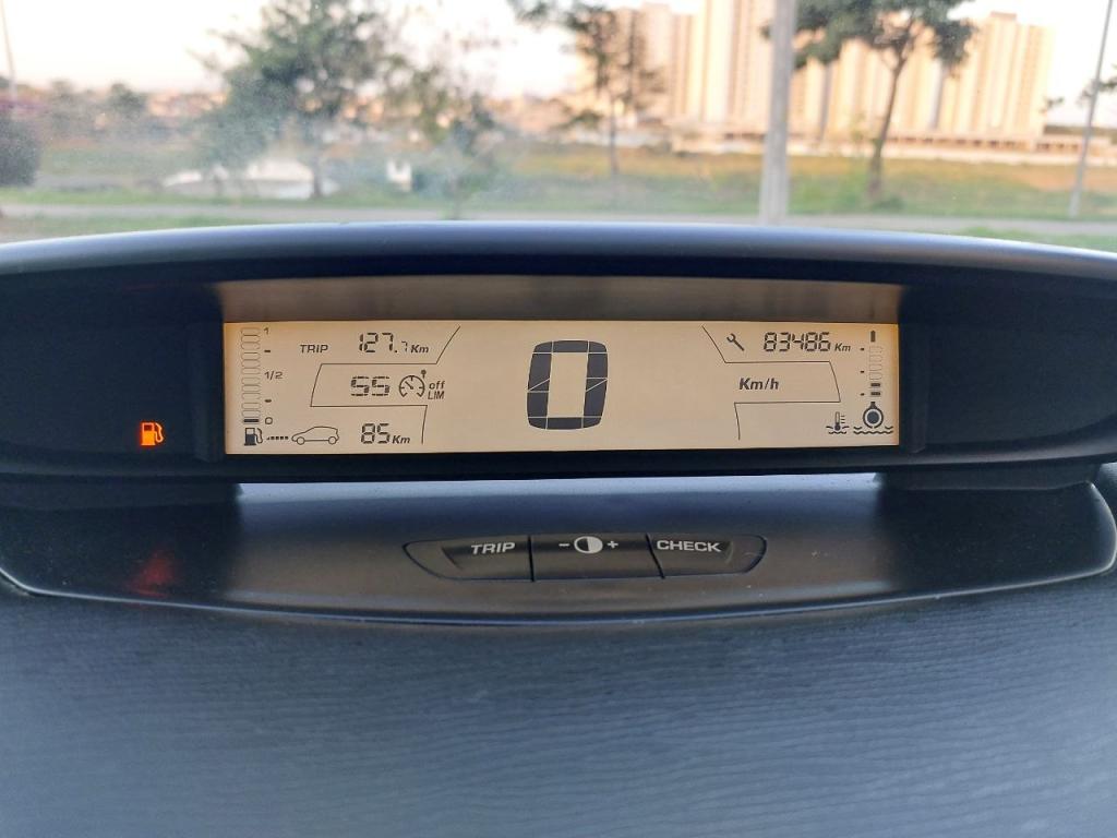 CITROEN C4 Sedan - Foto