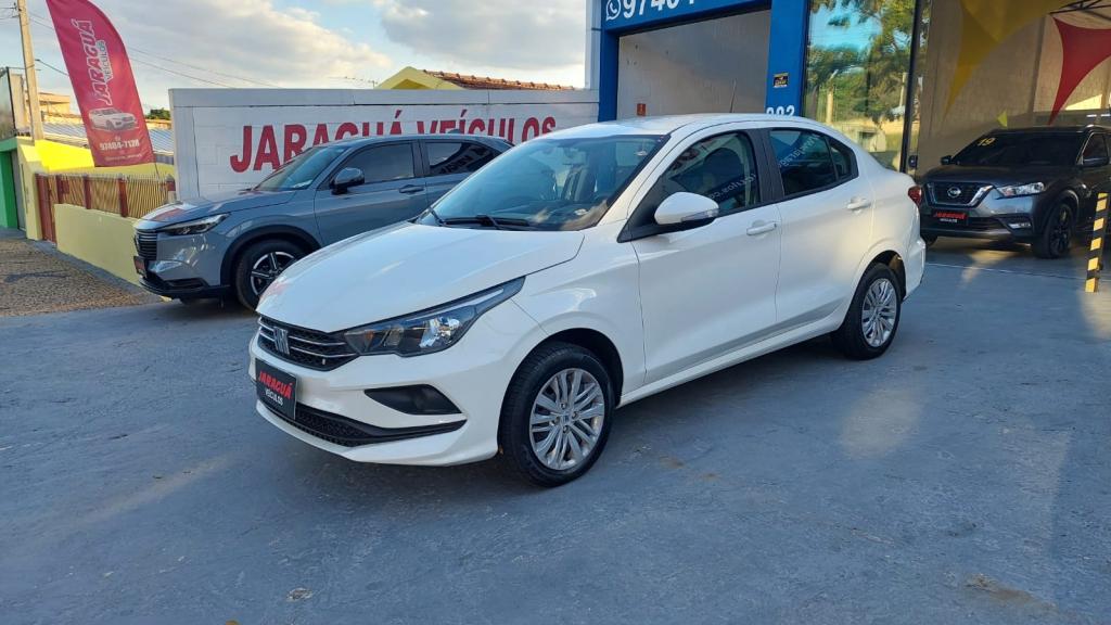 FIAT Cronos - Foto