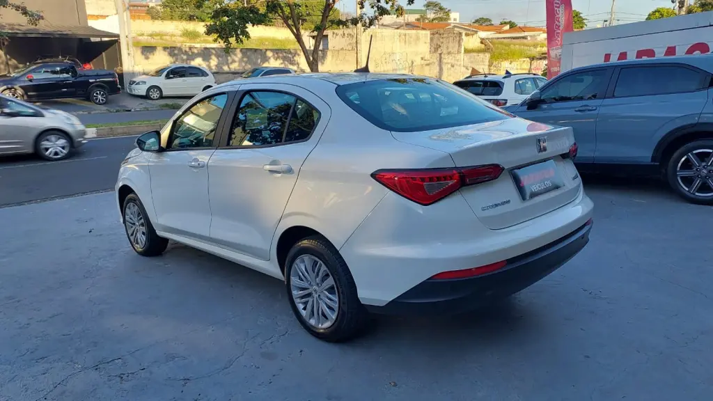 FIAT Cronos - Foto