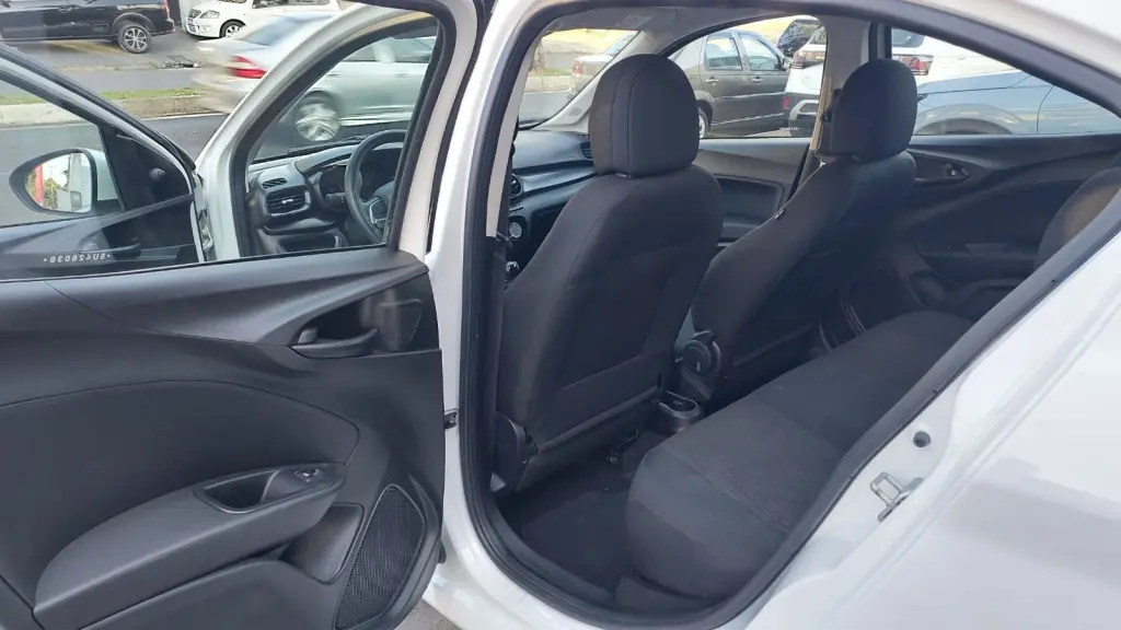 FIAT Cronos - Foto