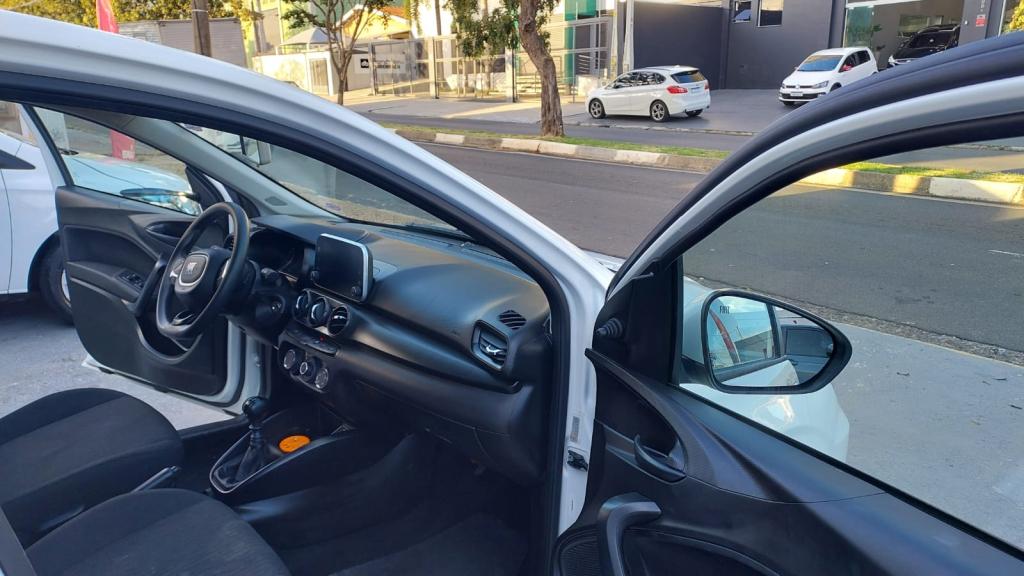 FIAT Cronos - Foto
