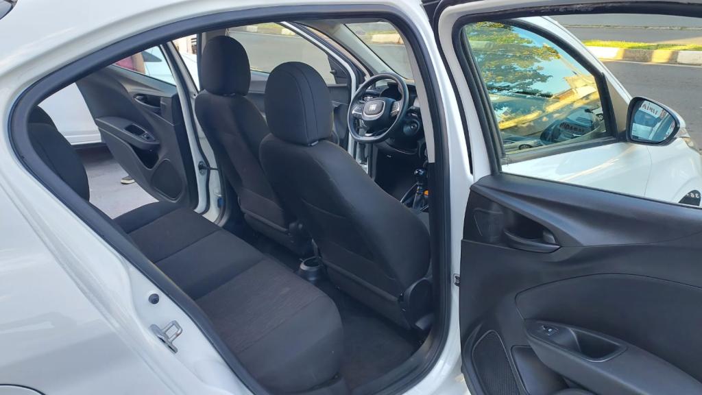FIAT Cronos - Foto