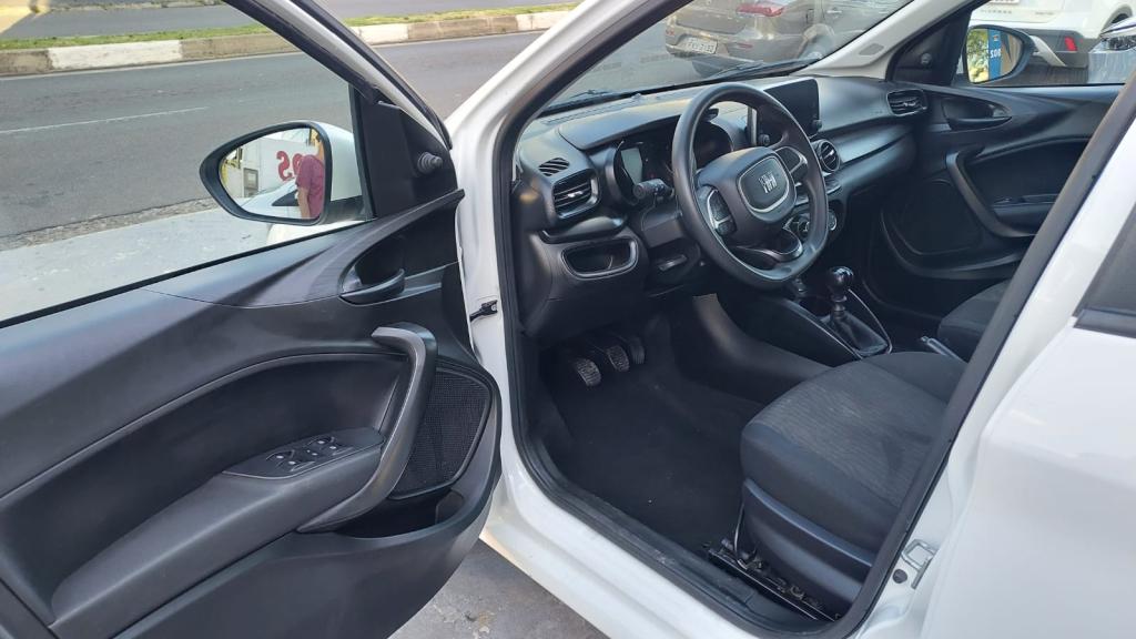FIAT Cronos - Foto