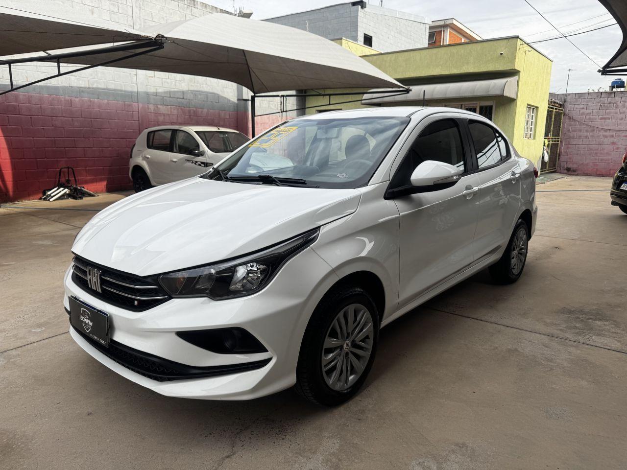 FIAT Cronos - Foto
