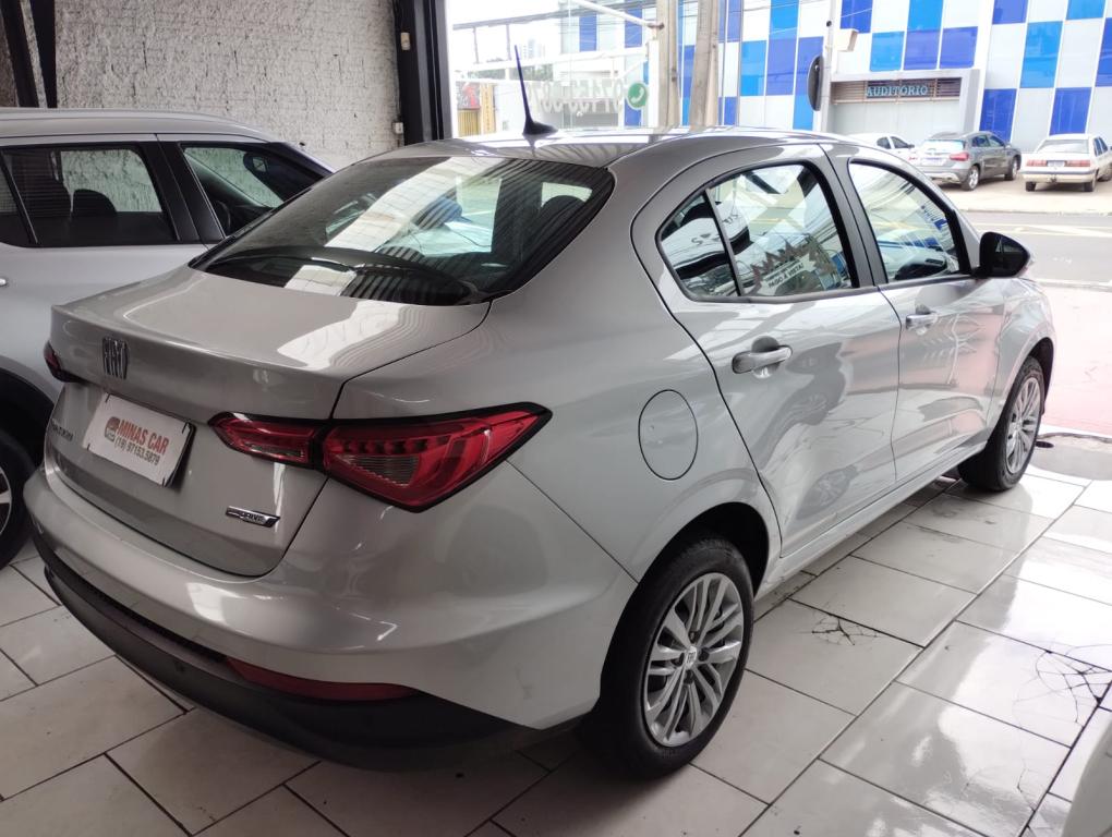 FIAT Cronos - Foto