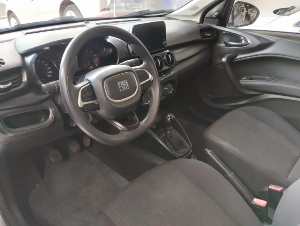 FIAT Cronos - Foto