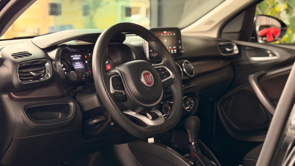 FIAT Cronos - Foto