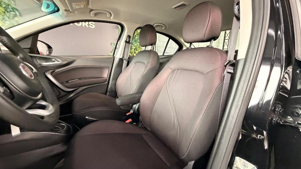 FIAT Cronos - Foto