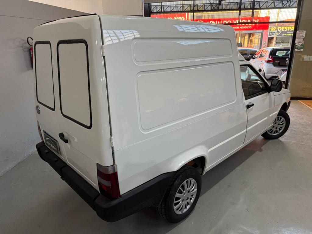 FIAT Fiorino Furgão - Foto