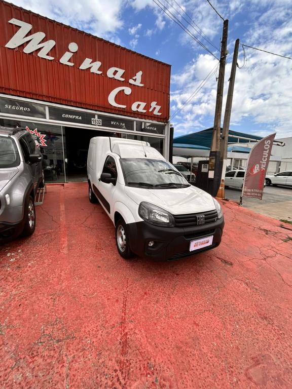 FIAT Fiorino Furgão - Foto