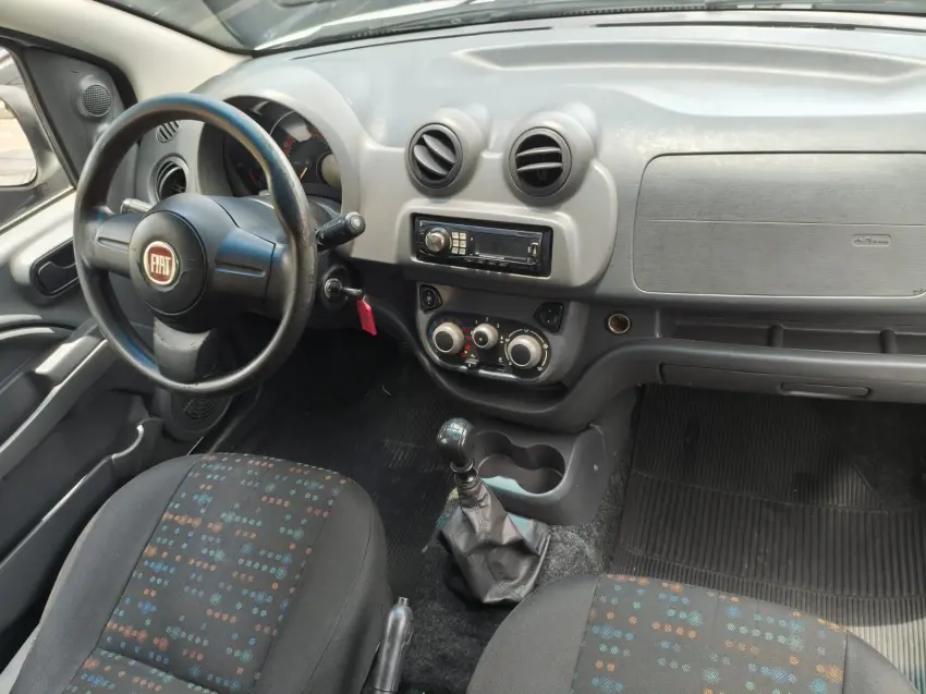 FIAT Fiorino Furgão - Foto