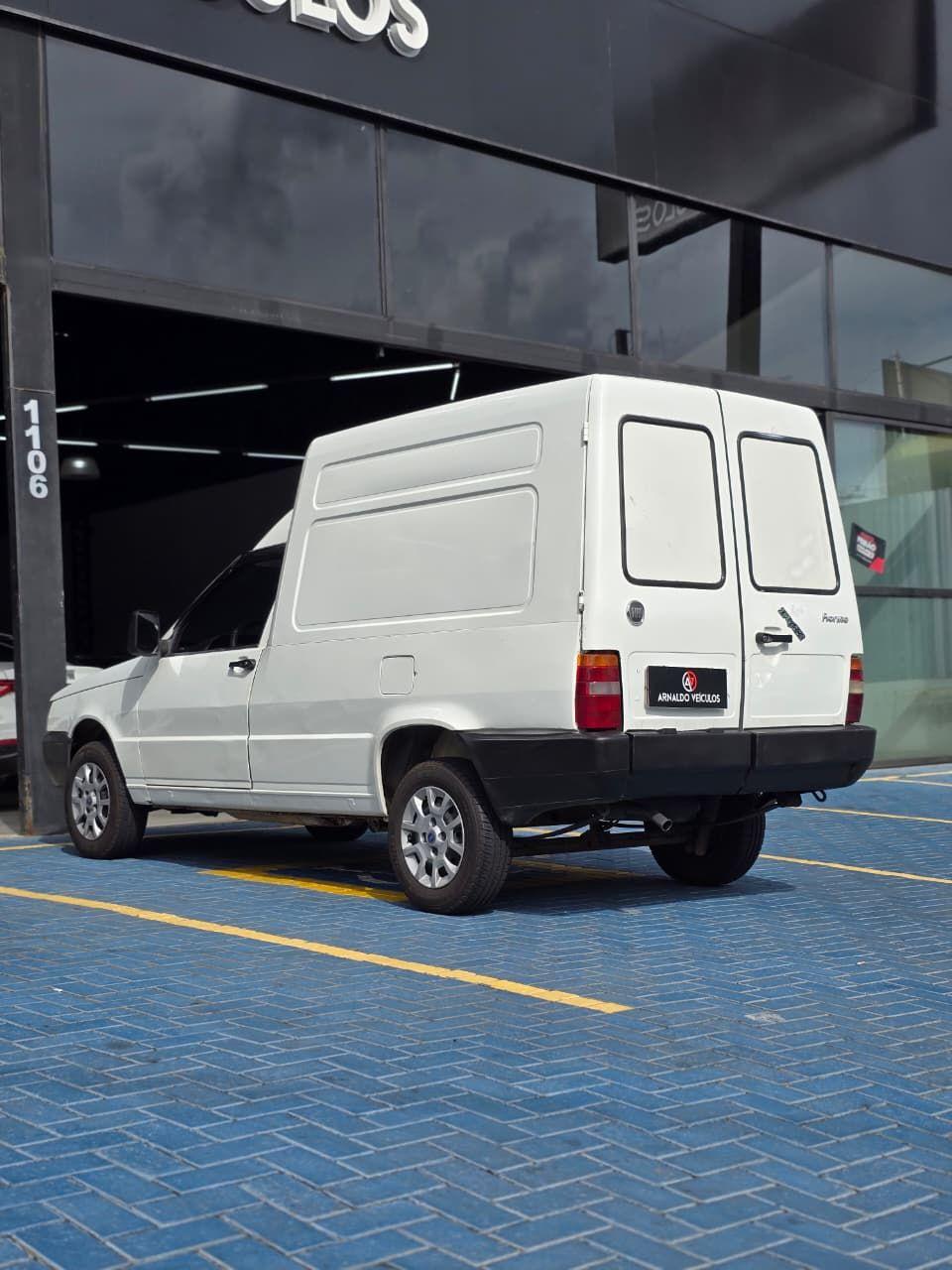 FIAT Fiorino Furgão - Foto