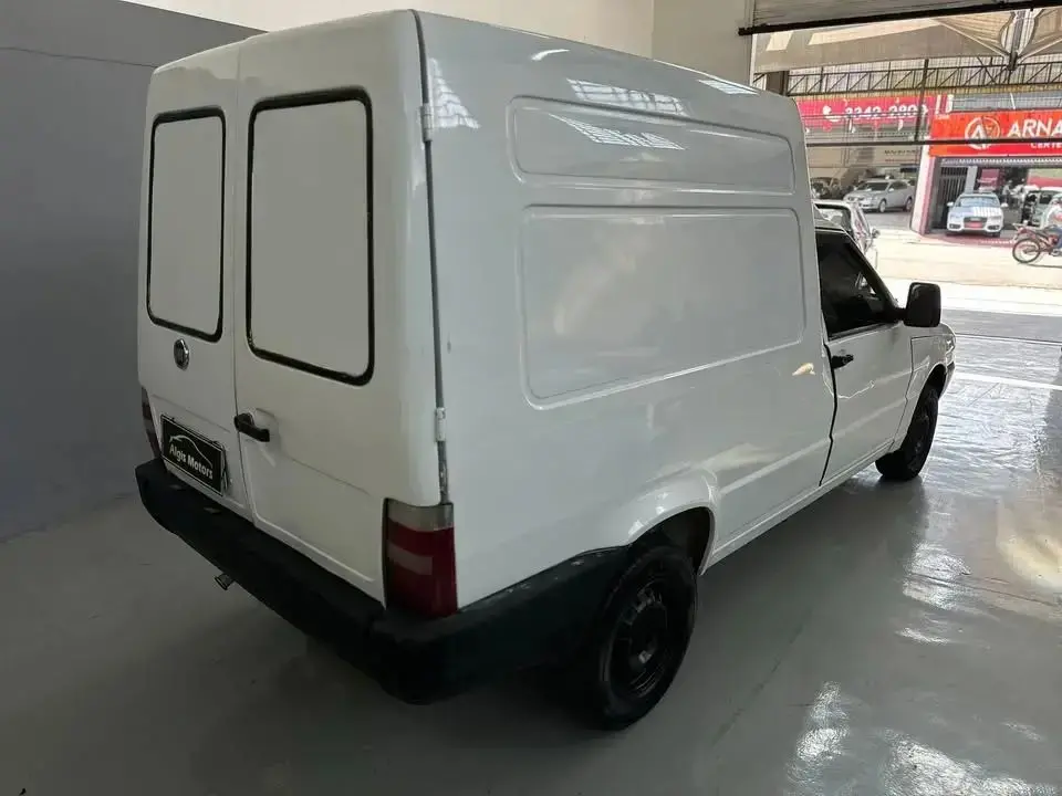 FIAT Fiorino Furgão - Foto