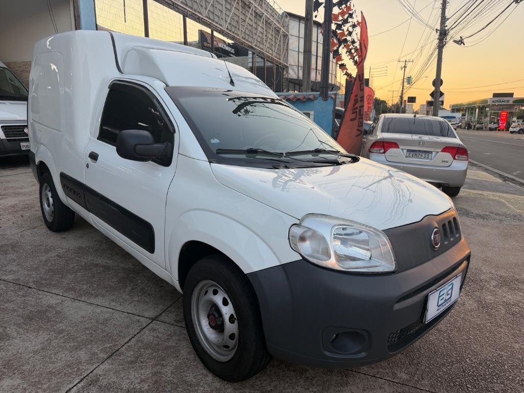 FIAT Fiorino Furgão - Foto