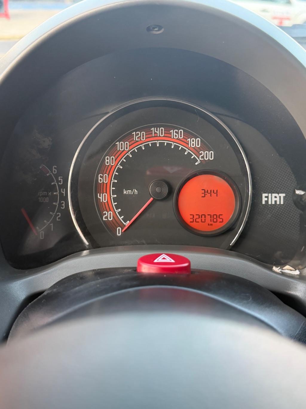 FIAT Fiorino Furgão - Foto