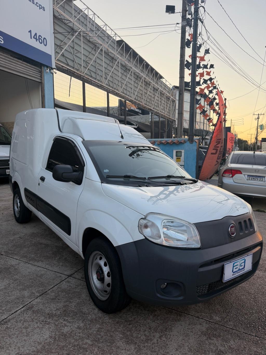 FIAT Fiorino Furgão - Foto