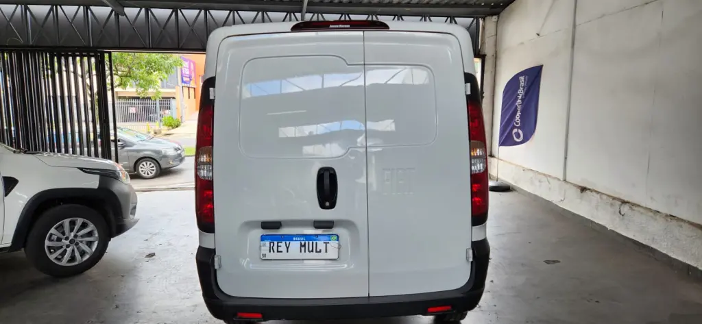 FIAT Fiorino Furgão - Foto
