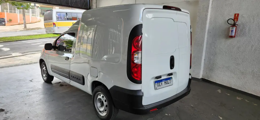 FIAT Fiorino Furgão - Foto