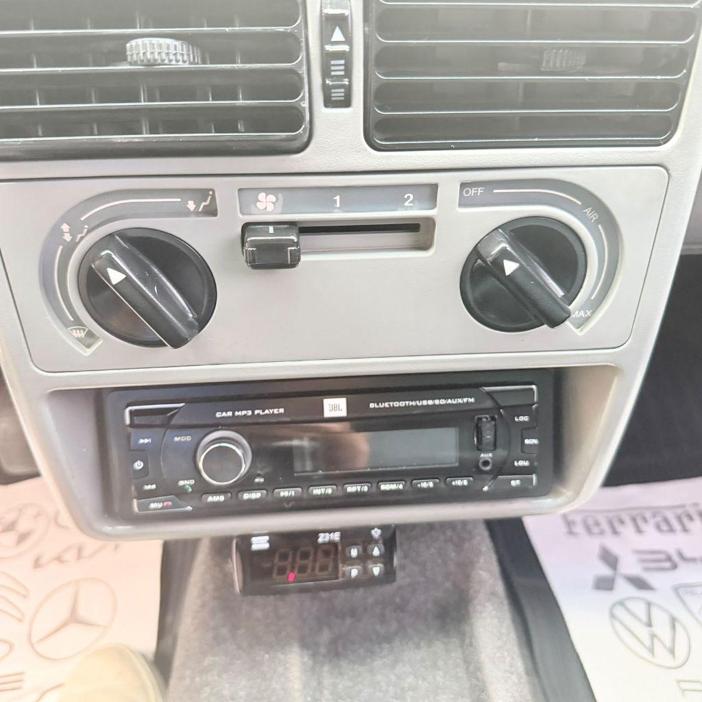 FIAT Fiorino Furgão - Foto