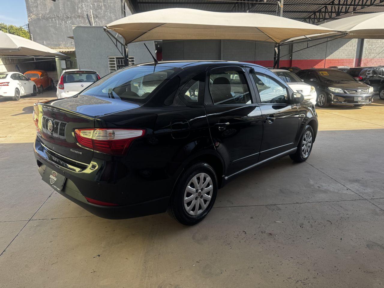 FIAT Grand Siena - Foto