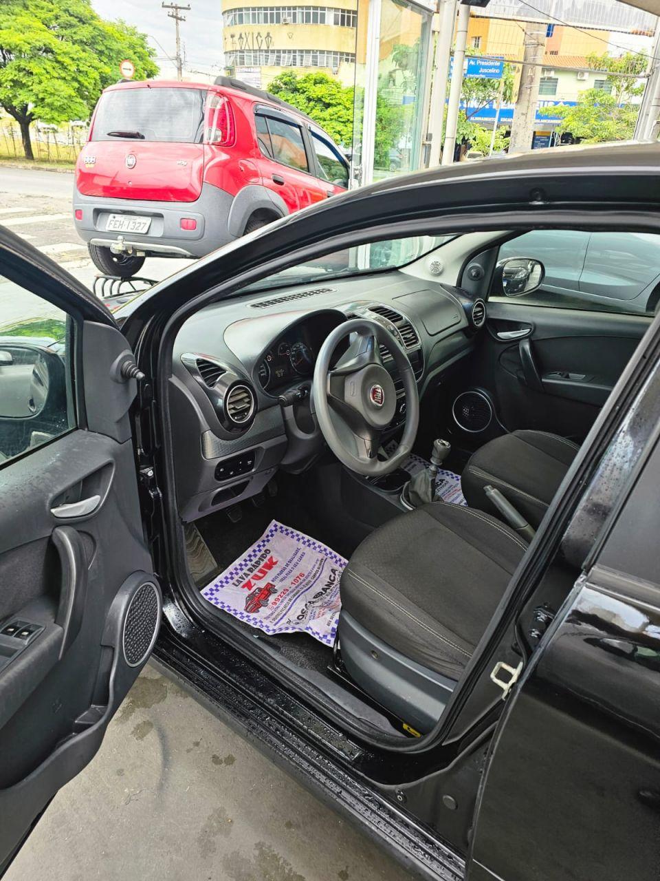 FIAT Grand Siena - Foto