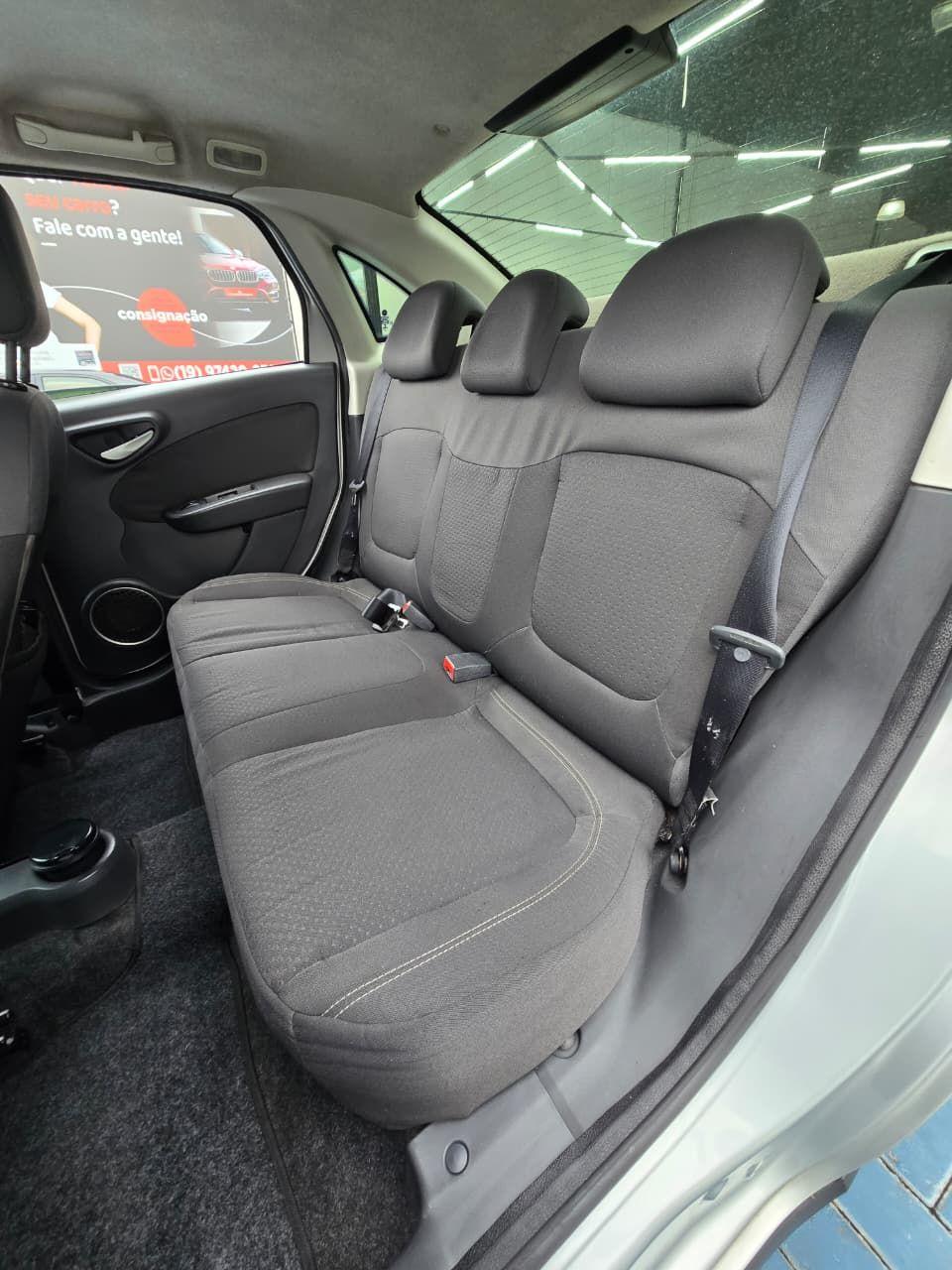 FIAT Grand Siena - Foto