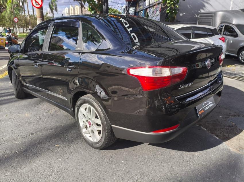 FIAT Grand Siena - Foto