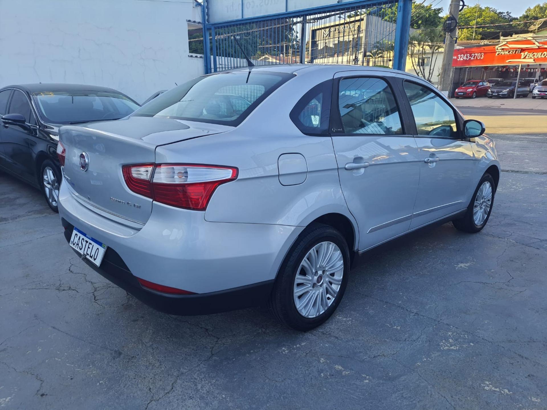 FIAT Grand Siena - Foto